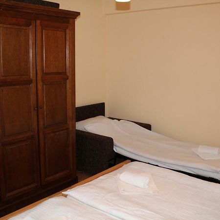 Prenociste "Magnus" Bed & Breakfast Славонски брод Екстериор снимка