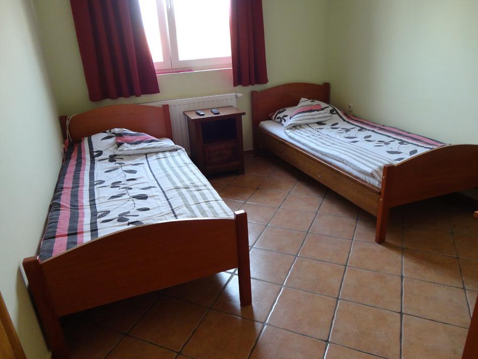 Prenociste "Magnus" Bed & Breakfast Славонски брод Екстериор снимка